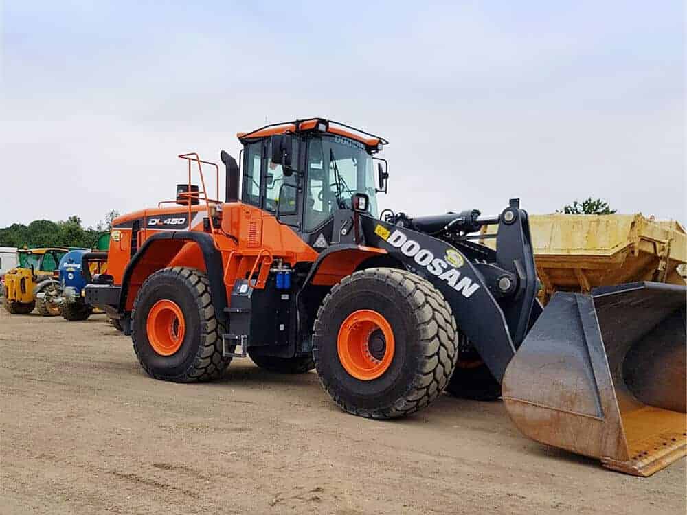 J&J Franks Loading Shovel