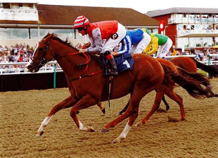 Sandfrankskipsgo Wins at Lingfield