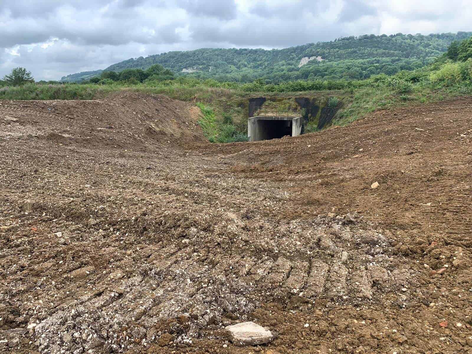 filling up tunnel